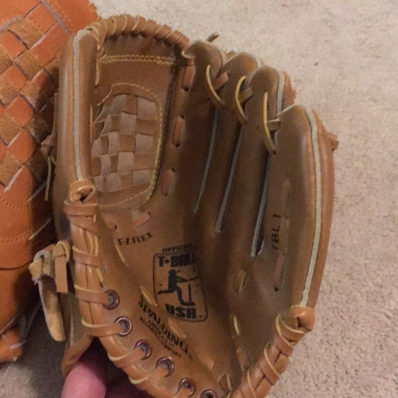Parent/Child baseball glove bundle - Picture 4 of 6